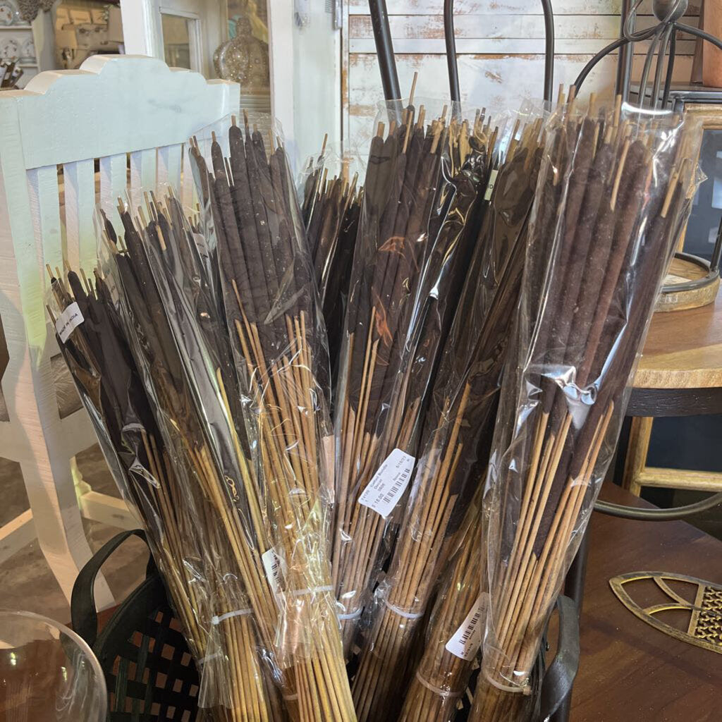 Dried Cattail Bundle